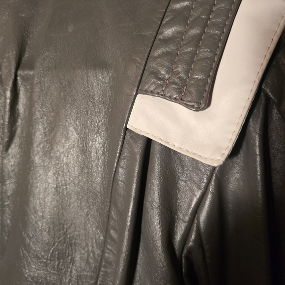 Vintage Jacket - Picture 4 of 6